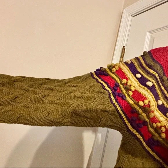 Colorful Women's Crew Neck Sweater - Picture 9 of 16